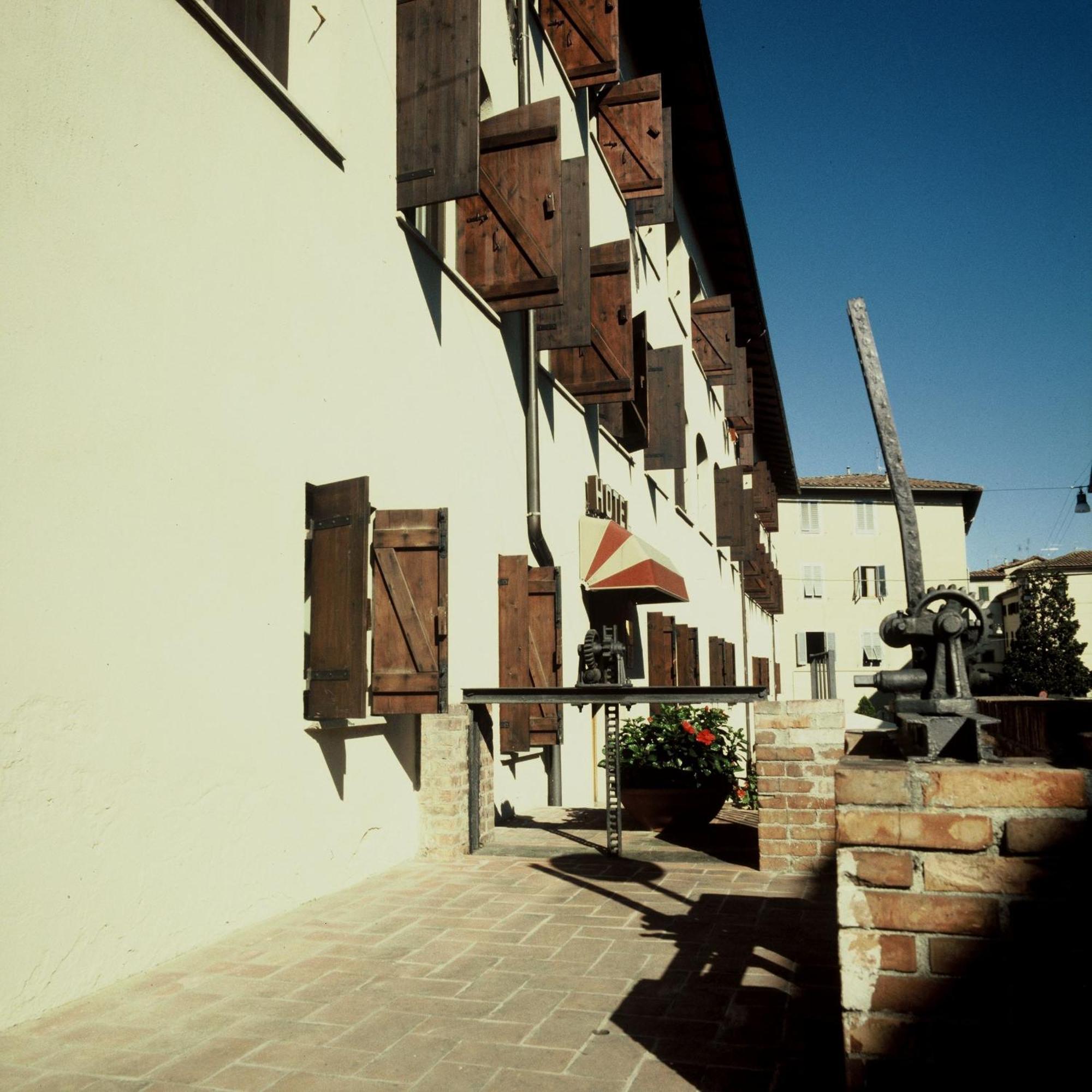 La Vecchia Cartiera 호텔 콜레 발델사 외부 사진