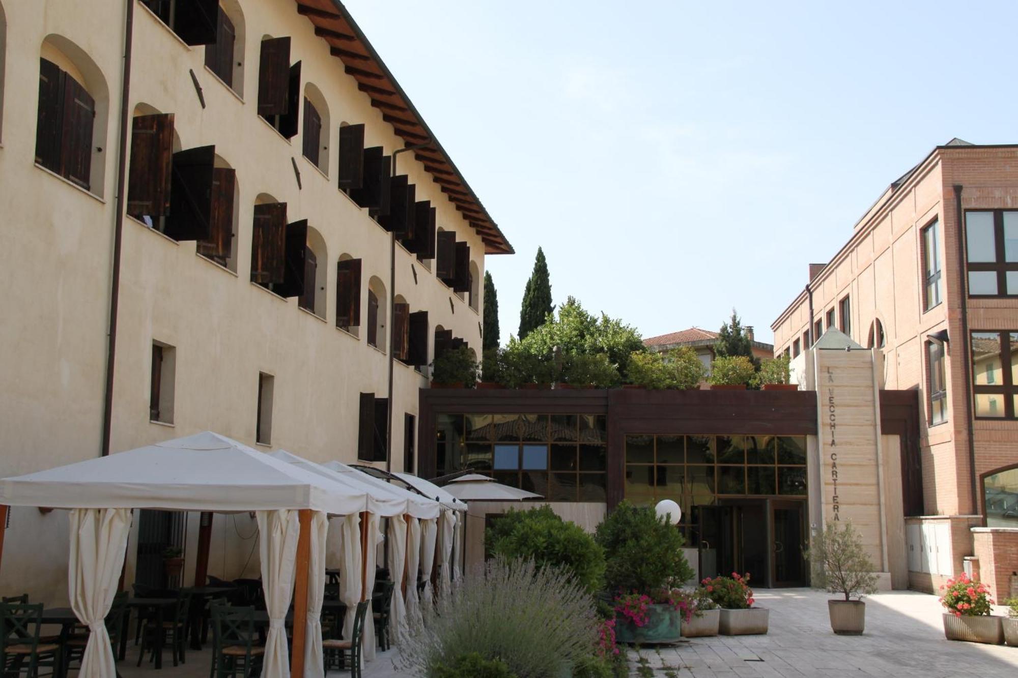 La Vecchia Cartiera 호텔 콜레 발델사 외부 사진
