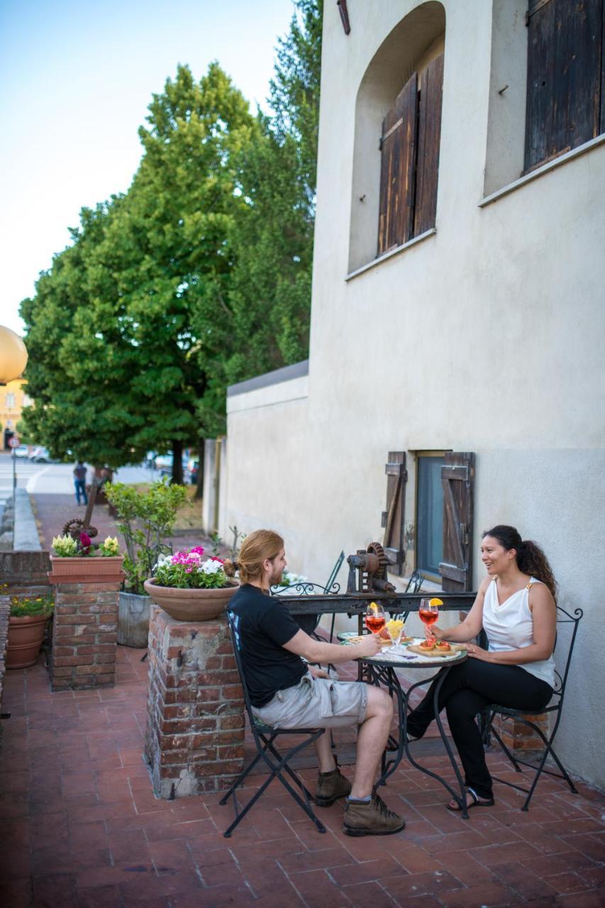 La Vecchia Cartiera 호텔 콜레 발델사 외부 사진