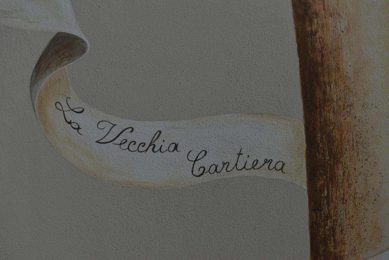 La Vecchia Cartiera 호텔 콜레 발델사 객실 사진